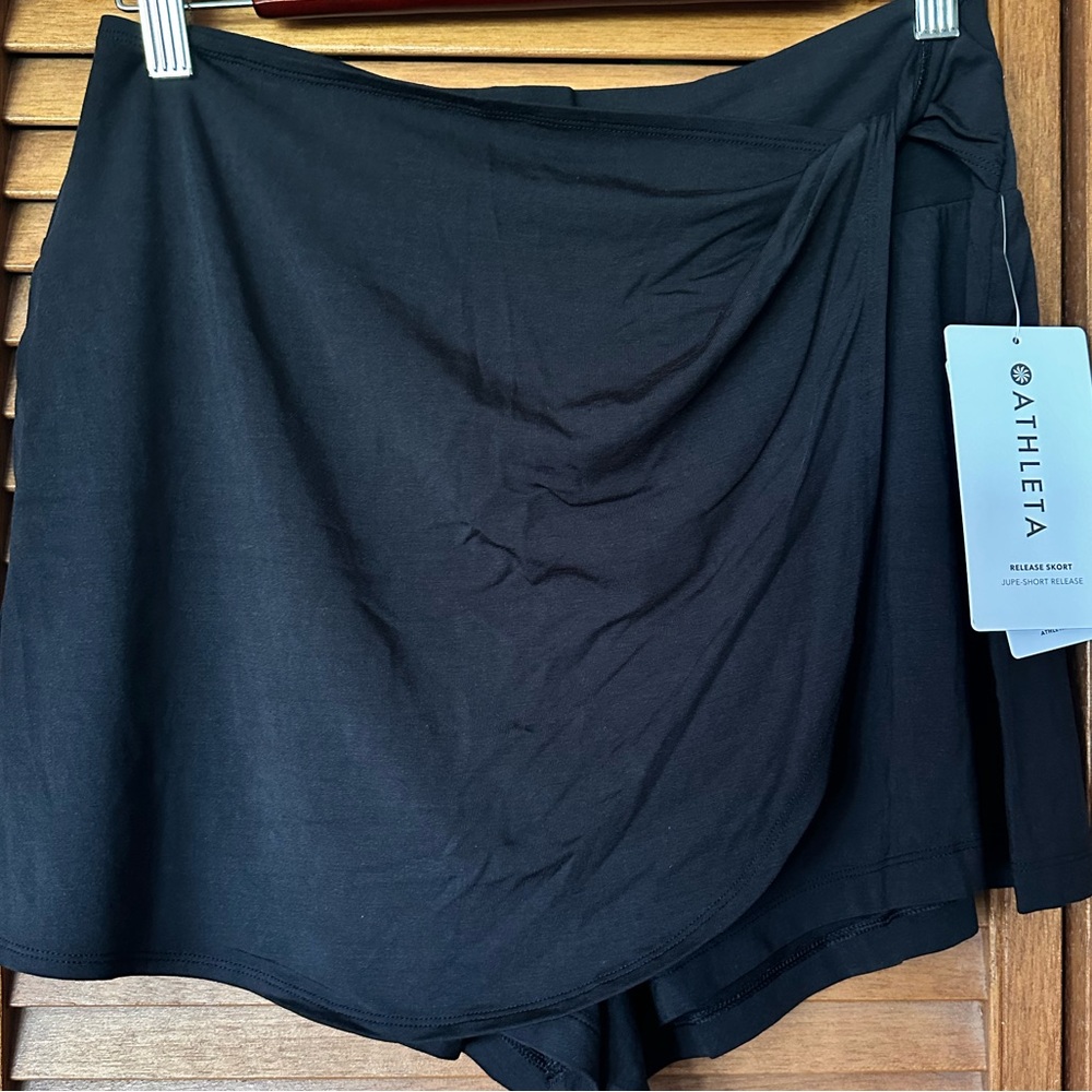 NWT Athleta Release skort